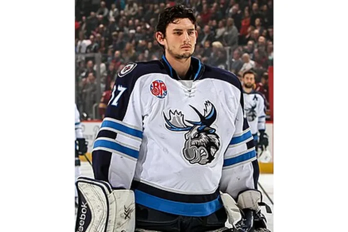 Image of Connor Hellebuyck