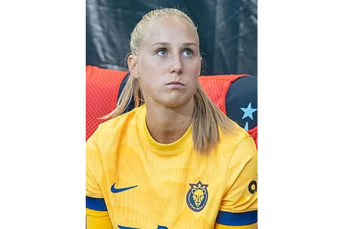 Image of Dana Foederer