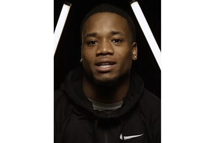 Image of Darren Hall