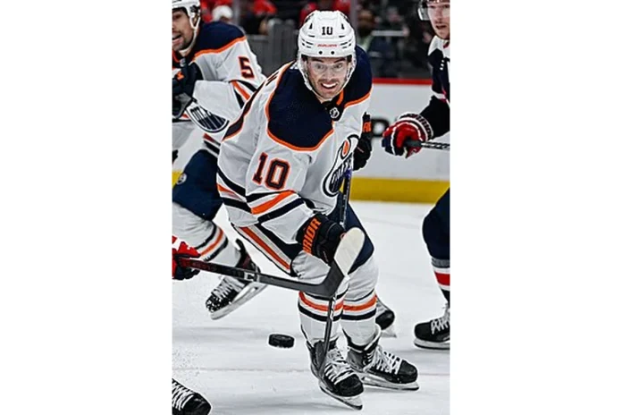 Image of Derek Ryan