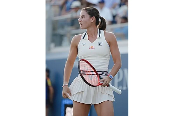 Image of Emma Navarro