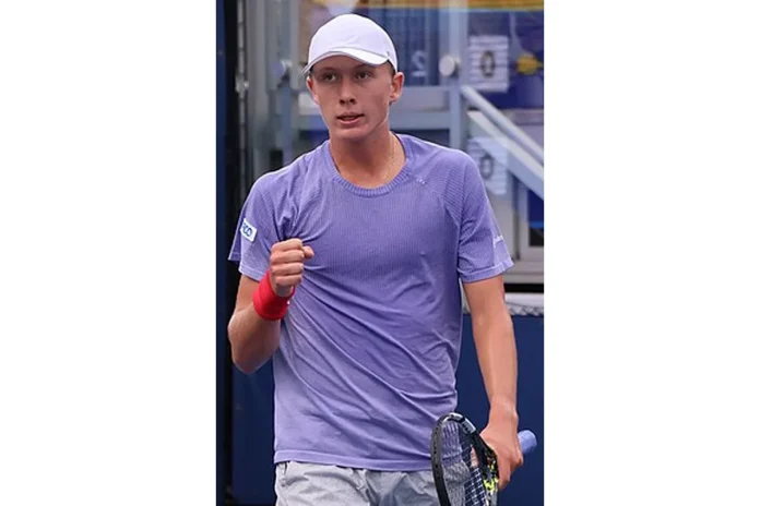 Image of Ethan Quinn