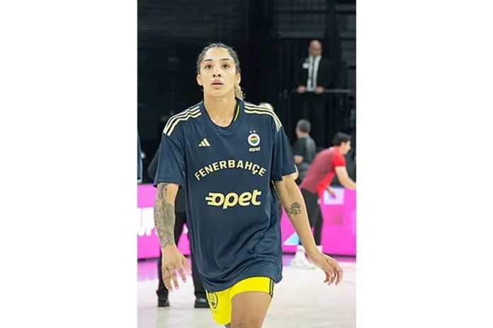 Image of Gabby Williams