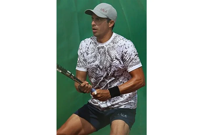 Image of Gonzalo Escobar