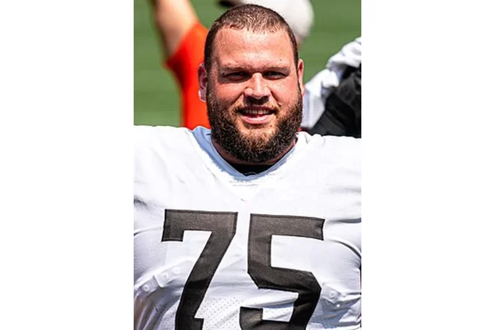 Image of Joel Bitonio