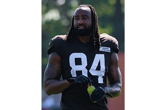 Image of Jordan Akins
