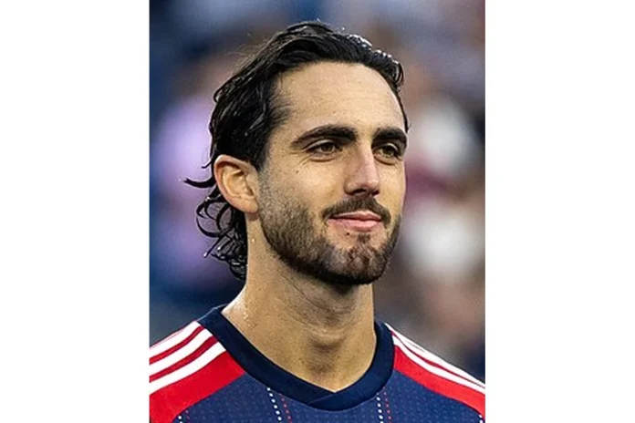 Image of Leonardo Campana
