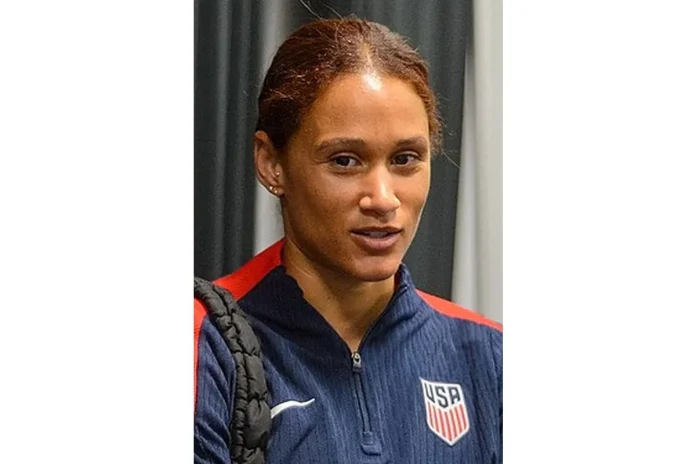 Image of Lynn Biyendolo