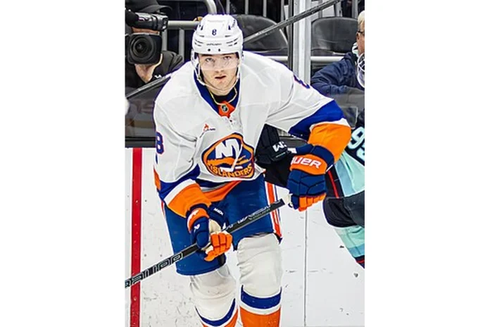Image of Noah Dobson
