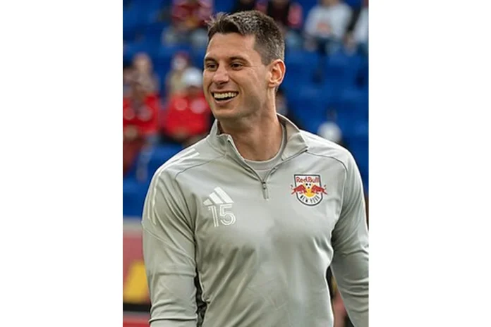 Image of Sean Nealis