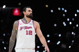 Rockets’ Steven Adams Out for Season After Ankle Surgery
