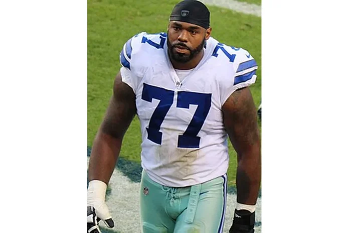 Image of Tyron Smith