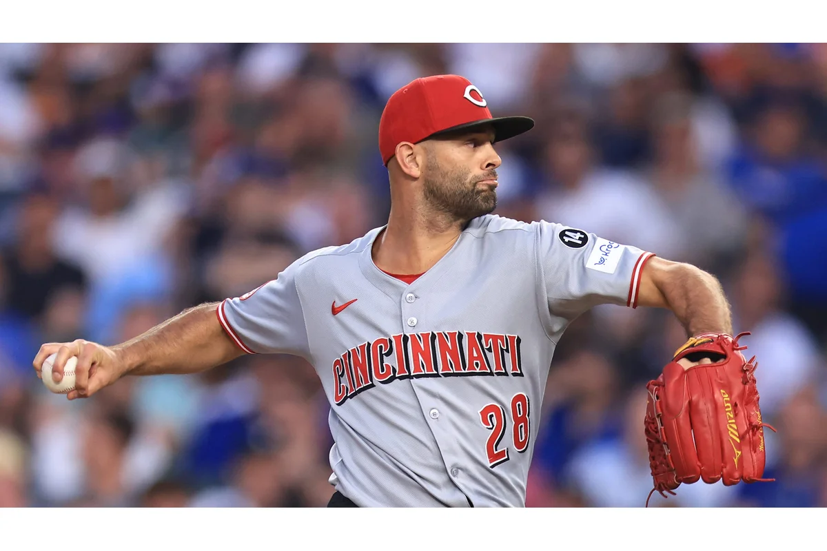MLB