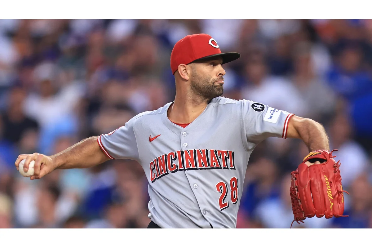 MLB