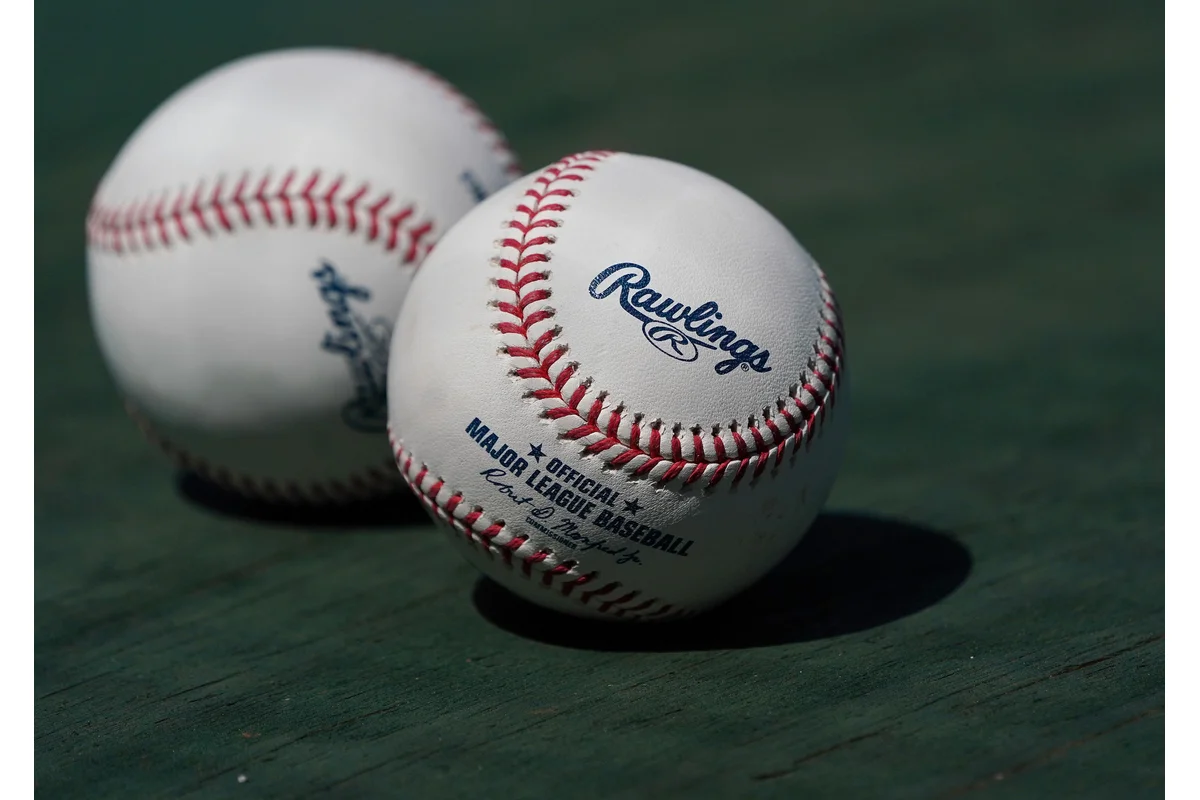 MLB