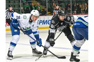 Ontario Reign Tops Abbotsford Canucks 4-2 in Thrilling Win