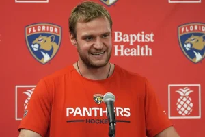 Aleksander Barkov Tears Up After $1M Hospital Donation