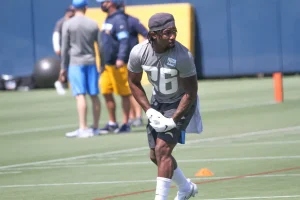 Steelers Could Lock CB Spot by Re-Signing Asante Samuel Jr.