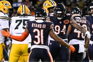 Austin Booker’s Rise Gives Bears Hope for 2026 Season