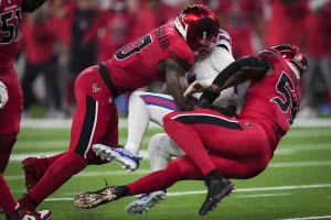 Azeez Al-Shaair, Deebo Samuel Reunite with 49ers Stars
