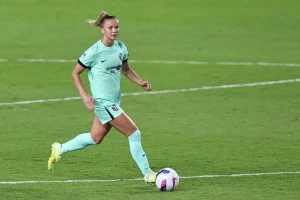 Bay FC Signs Claire Hutton in Record $1.1M Transfer Deal