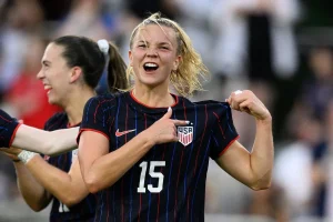USWNT Stars Bethune, Hutton Join Bay FC, Kansas City in Big Moves