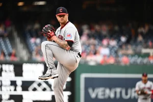 Guardians Close In On Ben Lively Minor League Deal