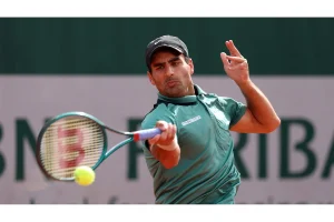 Wawrinka Faces Benjamin Hassan in Dubai’s Biggest Clash Yet