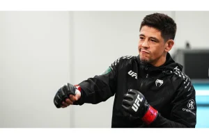 Brandon Moreno’s Surprising Connection to UFC Mexico Rival Revealed