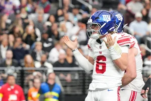 Braxton Jones Eyes Move to Lions in Shocking NFC North Switch