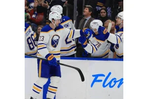 Buffalo Sabres Eye Warren Foegele in Potential Kings Trade