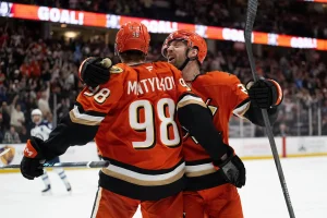 Chris Kreider’s Overtime Winner Seals Ducks’ Thrilling Win