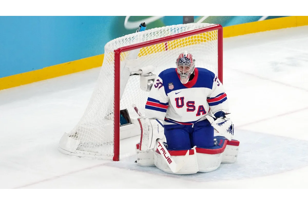 Connor Hellebuyck
