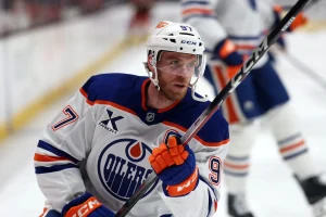 Tkachuk Calls McDavid’s Breakaway a ‘Changing of the Guard’ Moment