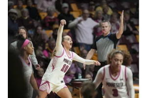 Courtney Williams Warns Flau’jae Johnson to “Lay Low” Online