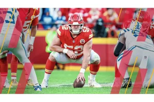 Creed Humphrey Dominates as 2025’s Highest-Graded NFL Center