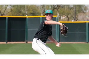 Diamondbacks Cautious as Cristian Mena’s Injury Lingers