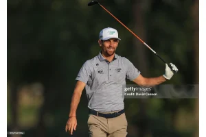 Cristobal Del Solar Leads Astara Golf with Stunning 61
