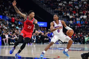 Daniel Gafford Leaves Mavs-Celtics Game with Ankle Injury
