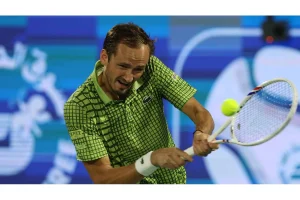 Daniil Medvedev Clinches Dubai Title After Griekspoor Injury