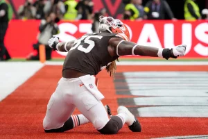 David Njoku Free Agency: 5 Teams Ready to Land Star TE