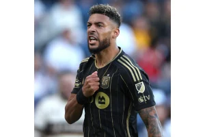 LAFC Locks Denis Bouanga in Long-Term Contract Extension