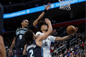 Devin Vassell Sparks Spurs’ 9th Straight Win Over Pistons