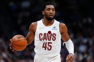 Donovan Mitchell’s Loyalty Doubts Spark Concern for Cavs Fans