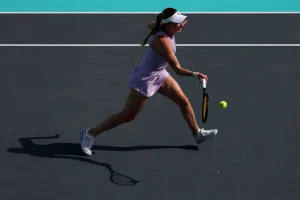 Ekaterina Alexandrova Set to Edge Yastremska in Abu Dhabi Clash