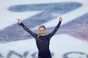 Ella Shelton’s Silver Win Sparks Hometown Hockey Pride