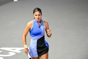 Emma Raducanu Joins Uniqlo in Federer-Style Brand Switch