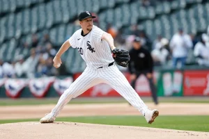 Erick Fedde Returns to White Sox Rotation Battle for 2025