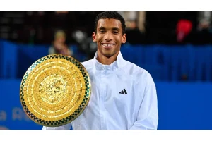 Felix Auger Aliassime Favored to Win Against Medjedovic