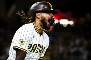 Fernando Tatis Jr.’s Defense: Why He’s Unstoppable in Outfield